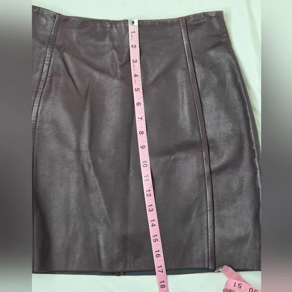 O'2nd Size 6 Rich Burgundy Sheep Skin Leather Mini Skirt - Picture 8 of 12